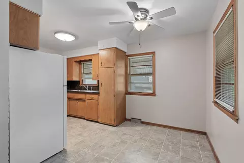 1671 7th St E, Saint Paul, MN 55106 photo 13