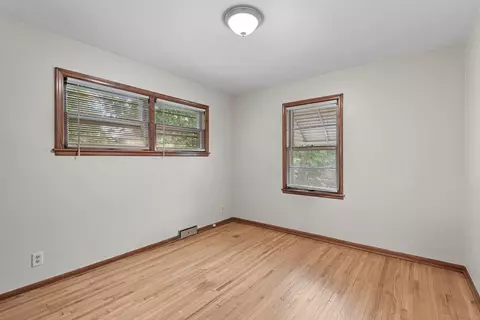 1671 7th St E, Saint Paul, MN 55106 photo 14
