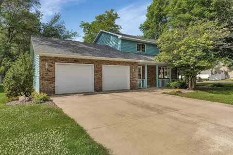 900 Mary Ave, Willmar, MN 56201