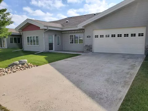 1762 Brainard Blvd, Detroit Lakes, MN 56501