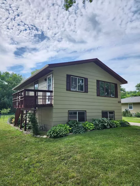416 16th St SE, Willmar, MN 56201 photo 2