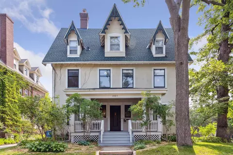 1821 Dupont Ave S, Minneapolis, MN 55403