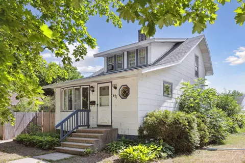 821 8th Ave N, Saint Cloud, MN 56303