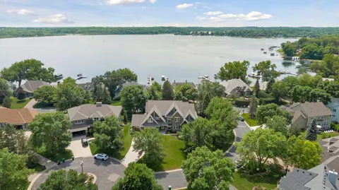 6443 Landings Ct, Excelsior, MN 55331