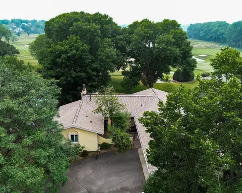 9270 Overlook Trl, Eden Prairie, MN 55347