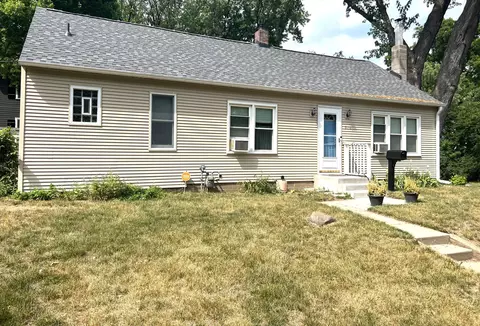 518 Burlington St E, Stillwater, MN 55082