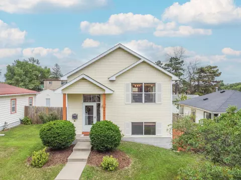 941 6th Ave S, South Saint Paul, MN 55075