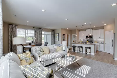 8285 183rd St W, Lakeville, MN 55044