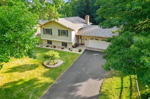 7461 Berkshire Way, Maple Grove, MN 55311