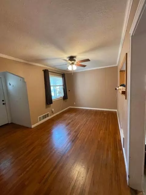 809 11th Ave SW, Austin, MN 55912 photo 14
