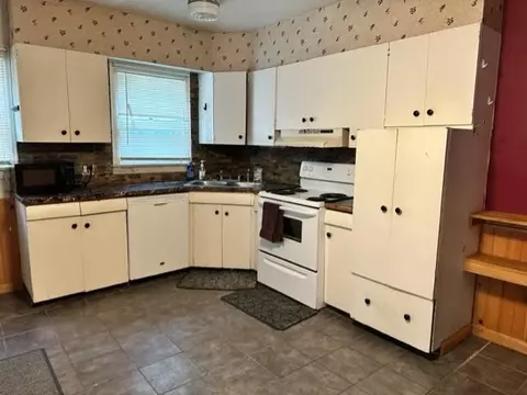 809 11th Ave SW, Austin, MN 55912 photo 9