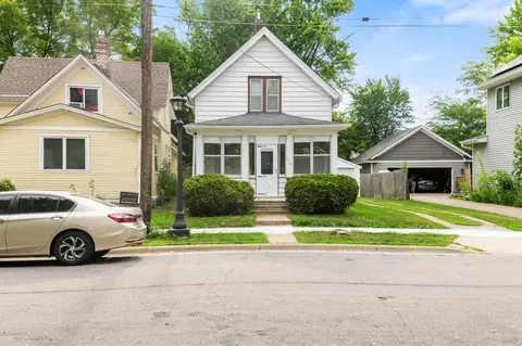 679 Canton St, Saint Paul, MN 55102