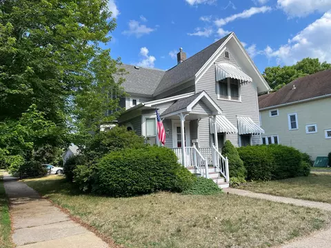 301 1st St SE, Austin, MN 55912