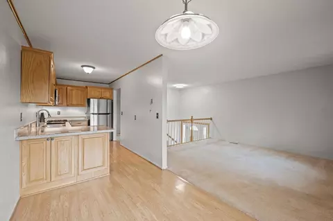 1304 Kolstad Ln, Eagan, MN 55123 photo 10