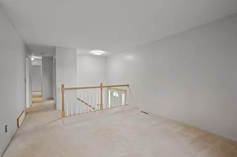 1304 Kolstad Ln, Eagan, MN 55123 photo 8