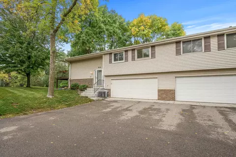 1304 Kolstad Ln, Eagan, MN 55123 photo 2
