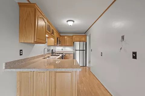 1304 Kolstad Ln, Eagan, MN 55123 photo 11