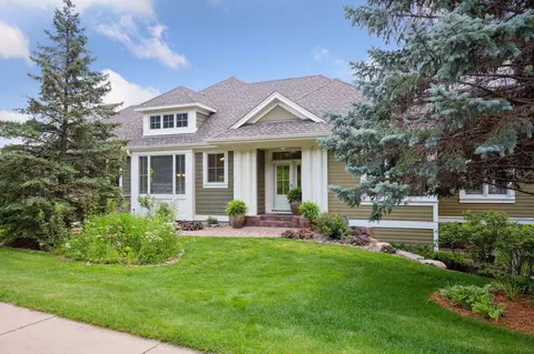 13237 Derryglenn Ct, Rosemount, MN 55068