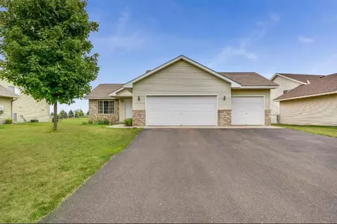 3664 Redford Ln, Monticello, MN 55362
