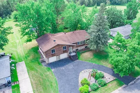 434 Coventry Rd, Hoyt Lakes, MN 55750