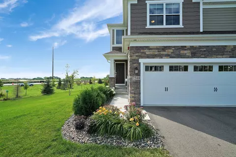 7544 184th St W, Lakeville, MN 55044