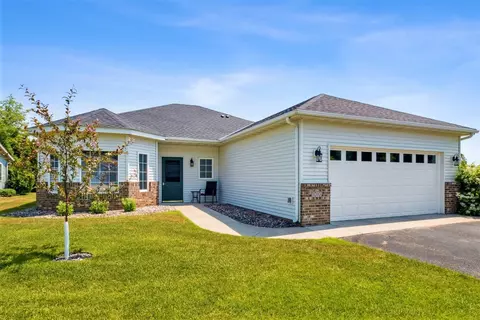 1010 Diamond Willow Cir, Waite Park, MN 56387