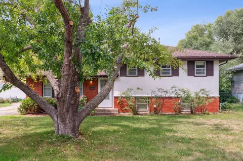 6407 June Ave N, Brooklyn Center, MN 55429
