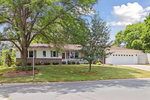 1820 Van Buren Ct, Northfield, MN 55057