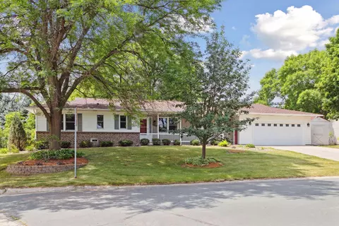 1820 Van Buren Ct, Northfield, MN 55057