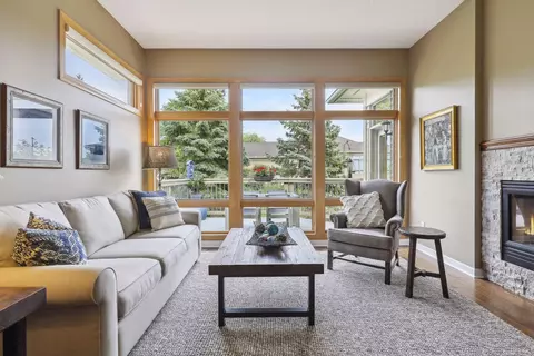13228 Downey Trl, Apple Valley, MN 55124