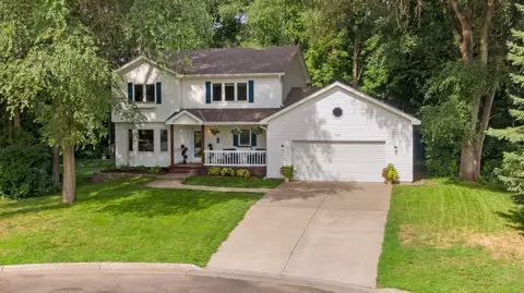 1990 Nicholas Ct, White Bear Lake, MN 55110