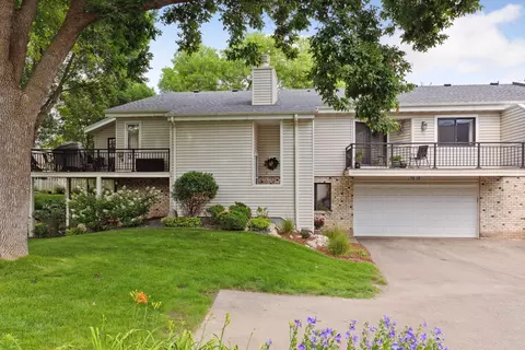5518 Bimini Dr, Minnetonka, MN 55343
