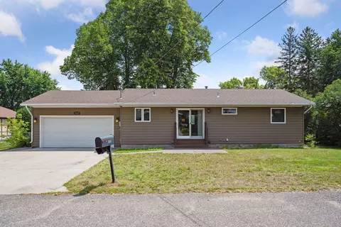 1114 Pine Tree Blvd, Little Falls, MN 56345