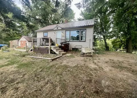 721 Harrison St W, Annandale, MN 55302