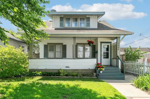 1564 Van Buren Ave, Saint Paul, MN 55104