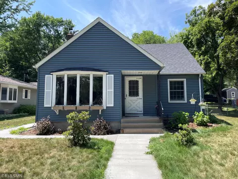 174 5th St S, Bayport, MN 55003