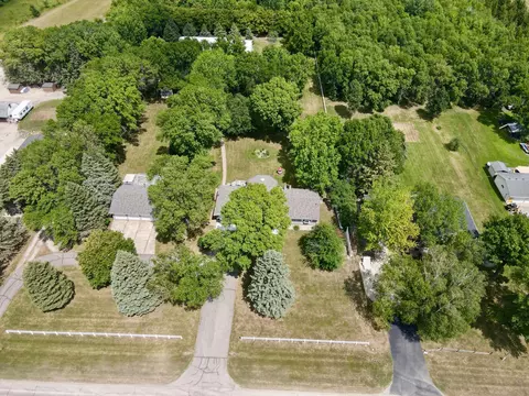 3950 15th Ave SE, Willmar, MN 56201 photo 3