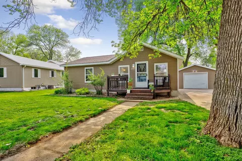 47 Cottage St, Fairmont, MN 56031