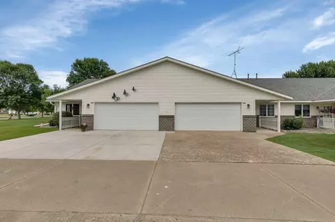 1265 4th Ave NW, Milaca, MN 56353