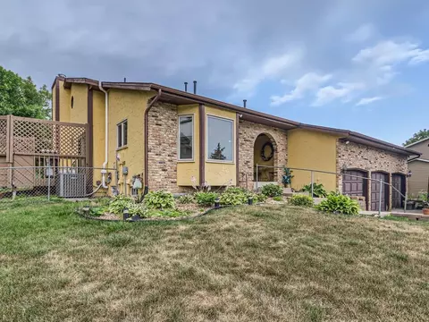 14340 Ebony Ln, Apple Valley, MN 55124