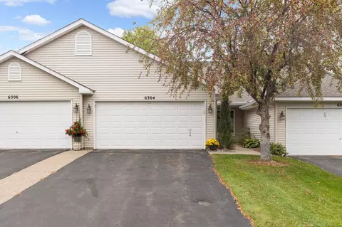 6304 Brook Ln, Savage, MN 55378