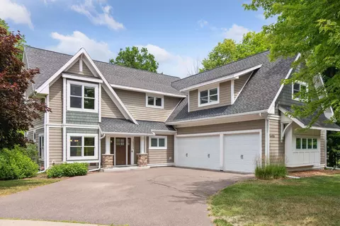 16406 Pine St, Minnetonka, MN 55345