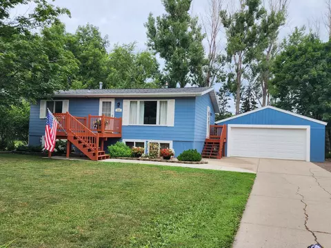 848 Candy Cir, Kandiyohi, MN 56251