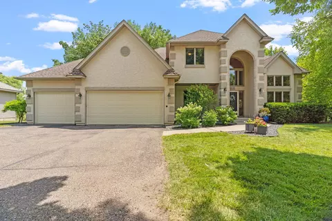 8148 Everest Ln N, Maple Grove, MN 55311