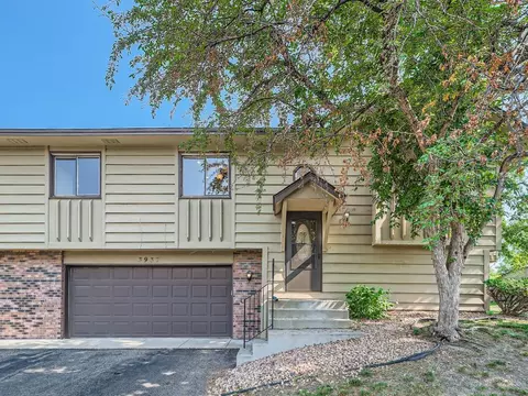 3937 Orchid Ln N, Plymouth, MN 55446