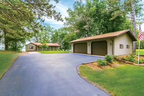 7828 Lakeview Dr, Brainerd, MN 56401