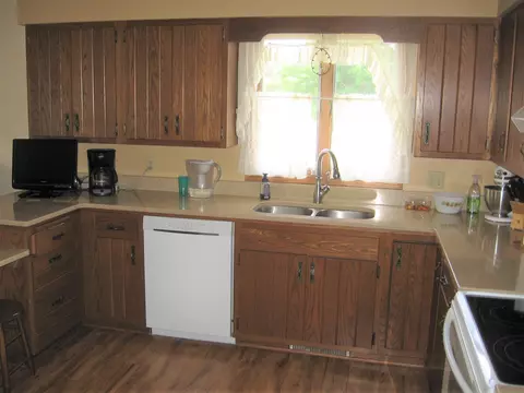 2107 9th St SW, Austin, MN 55912 photo 10