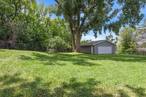 4064 Magnetite Pt, Eagan, MN 55122 photo 14