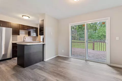 4064 Magnetite Pt, Eagan, MN 55122 photo 5
