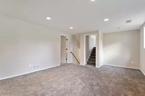 4064 Magnetite Pt, Eagan, MN 55122 photo 23